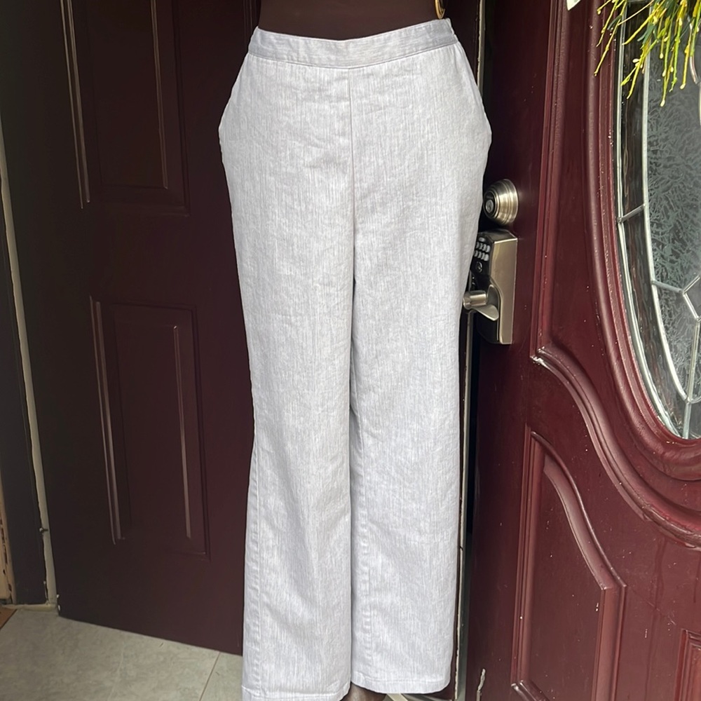 EUC gray ankle Alfred Dunner office or travel pants